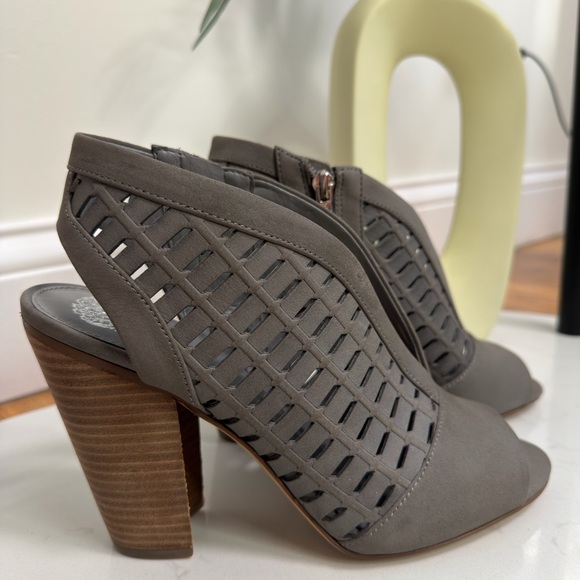 Vince Camuto Gray Cutout Heels | Size 9.5 Women’s Block Heel - Picture 5 of 11